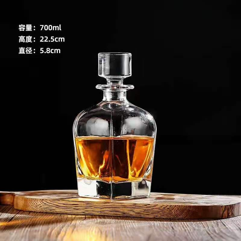 24 OZ stock cosmetic lead-free high quality spirits glass decanter