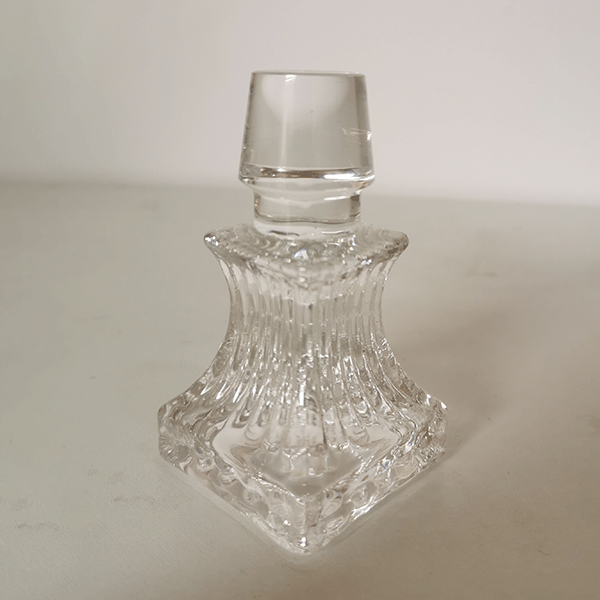 China made custom square spirits brandy glass decanter