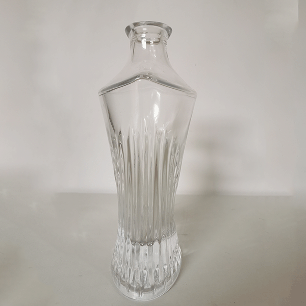customized cosmetic lead-free vodka flask decanter with glass stopper
