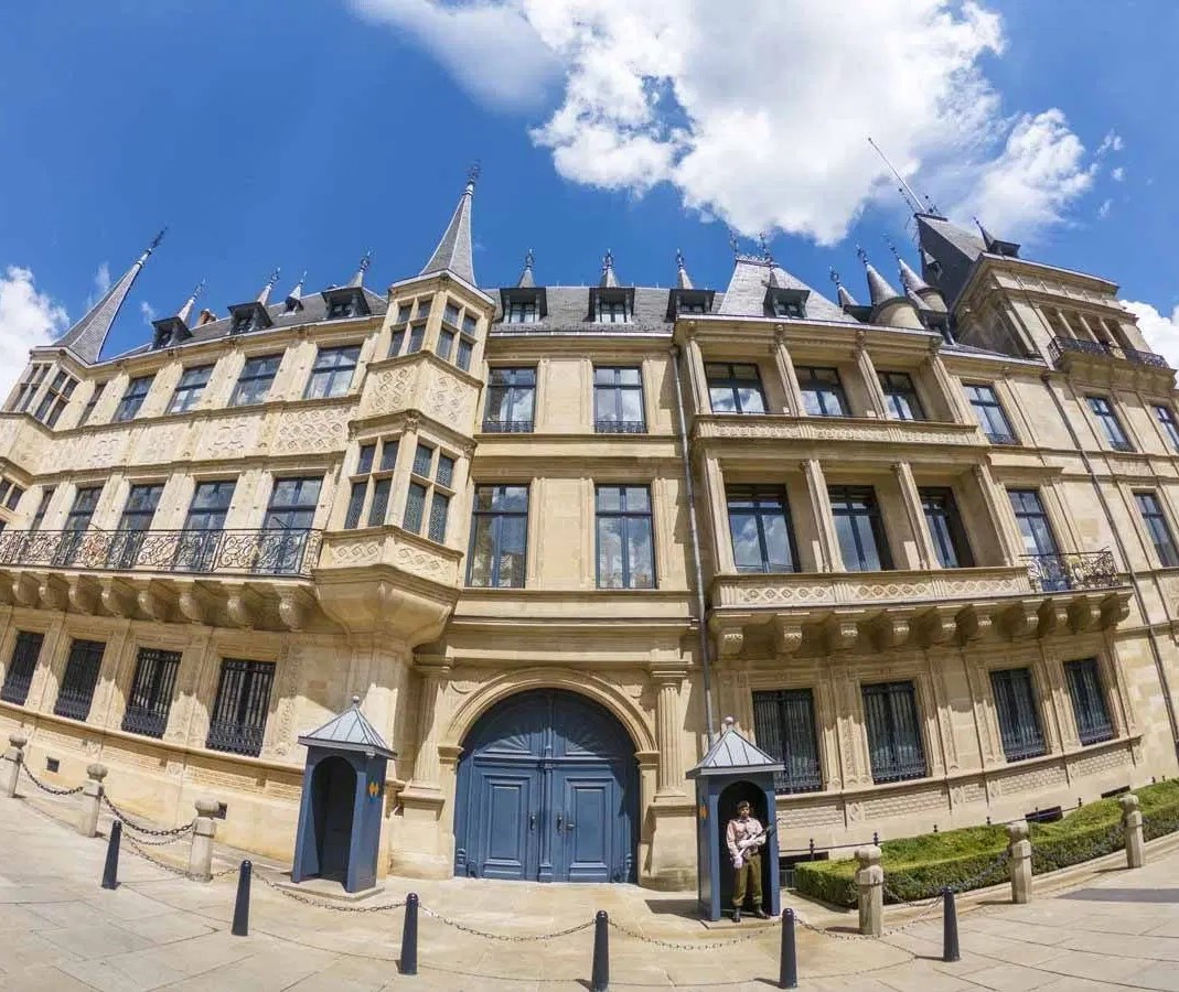 When I first visited Luxembourg, an American journalist who was part of the same group said, looking at the Grand Ducal Palace (Palais Grand-Ducal), ‘I can’t believe this is the office of the Grand Duke!’ His reason was that it didn’t look particularly ‘grand’, and there was no security save for two guards posted outside. I guess this is a great image of Luxembourg as a whole – a place where you may run into the Prime Minister walking across the street.
