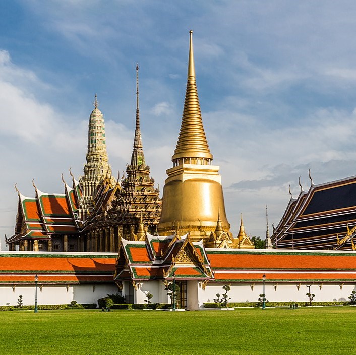 The Grand Palace was built in 1782 by King Rama I who established Bangkok as Thailand’s new capital. The palace was to be bigger and grander than palaces built in the Sukhothai and Ayutthaya eras to underscore the significance of the change of capital. The result was a palace of jewels and gold and splendor like never seen before in Thailand. The Grand Palace remained the Royal Family’s official residence from 1782 to 1946. 