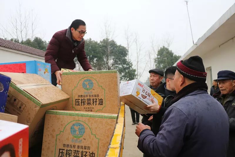 27ab9e6465d5a1627d5b1d88361caf44