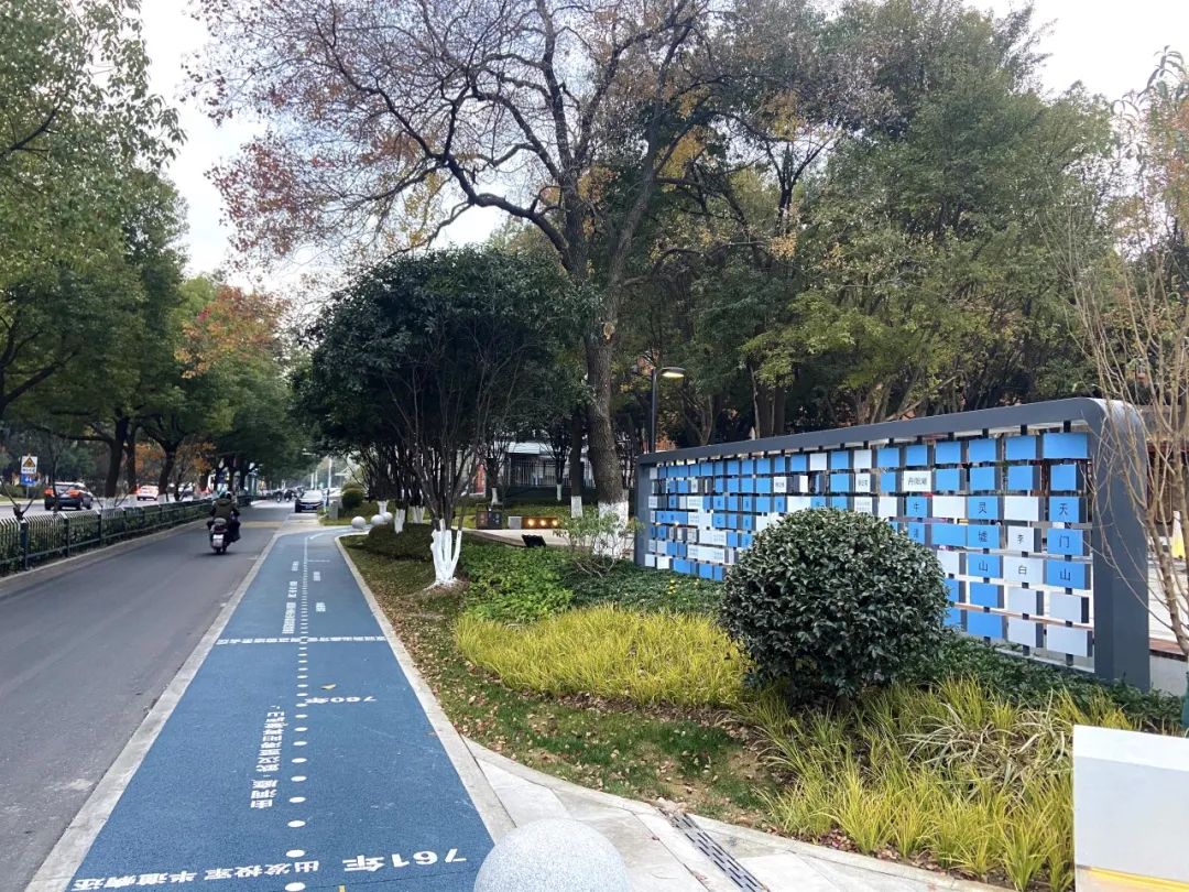 1701849428313a9cd0773fd4ff89f