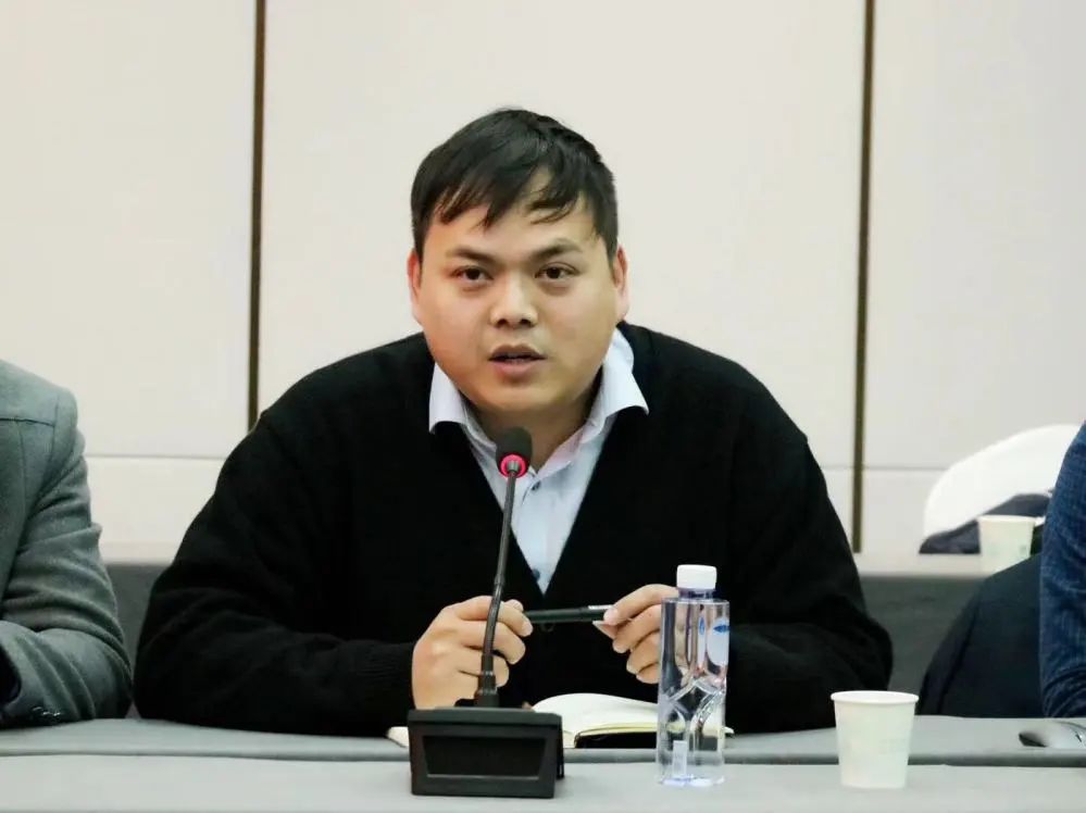 7b52aee561990a291263596b00bcd7fa