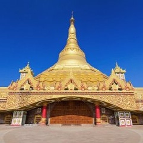Shree S N Goenka, a renowned Vipassana meditation teacher, proposed the idea of the Global Vipassana Pagoda in Mumbai to spread awareness about Dhamma – the teachings of Buddha. The idea was to instil those true teachings in people’s minds and improve their way of living. He felt it was necessary for restoring peace and harmony in the world.