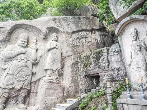 Hiking to the Cliff Carvings of Seokbulsa