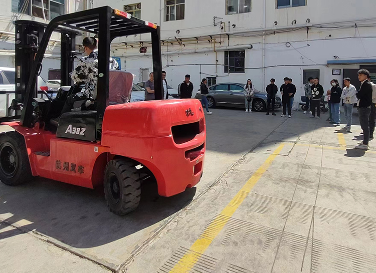 昭通叉车培训