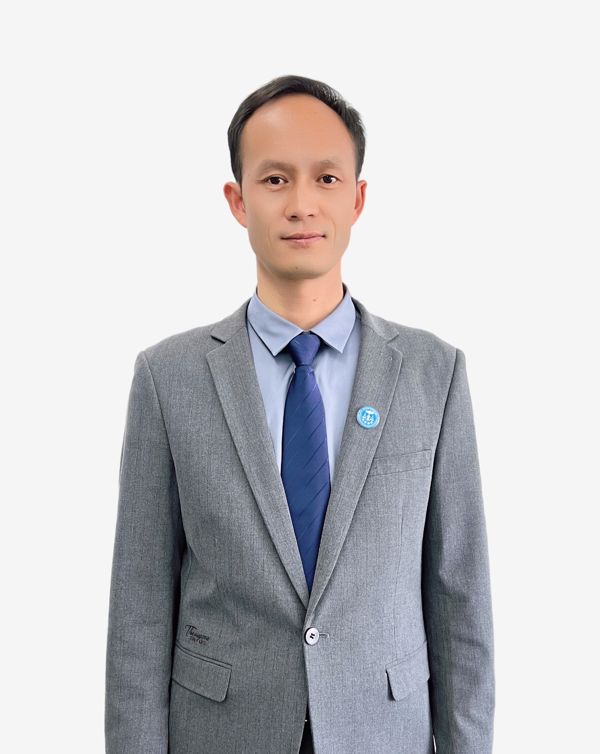 擅长领域：拍卖咨询；资产管理；不良资产处理；
