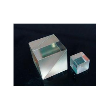 Non-polarizing beamsplitter cube