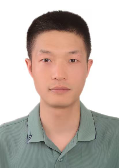 • 机电技术负责人
• 原中固维科（成都）动力技术有限公司、基点生物科技（成都）有限公司的研发总监，主导了-80℃超低温全自动生物样本库项目和-196℃深低温全自动液氮存储系统项目的技术研发，有着十余年自动化研发技术和管理经验