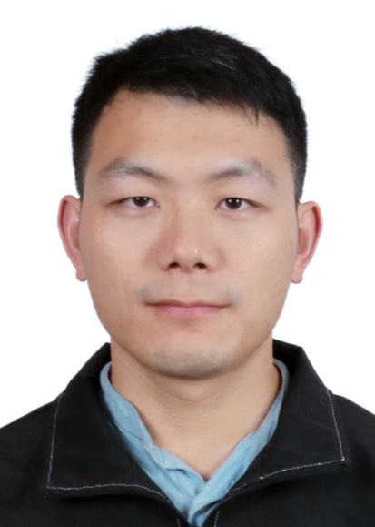 • 智驾工程师
• 曾任职于中国电子科技集团第十研究所，九洲防控科技有限公司等，研究涉及通信和雷达基带处理，军工行业通信领域近十年从业经验