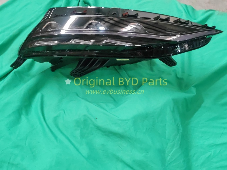 Combination headlight,left