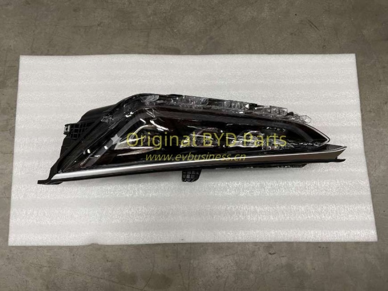 Combination headlight,left