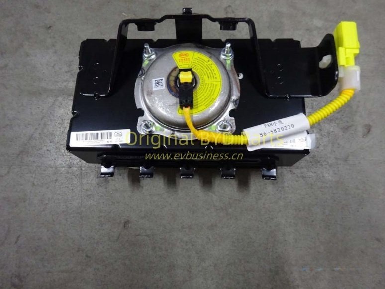  Front passenger airbag module