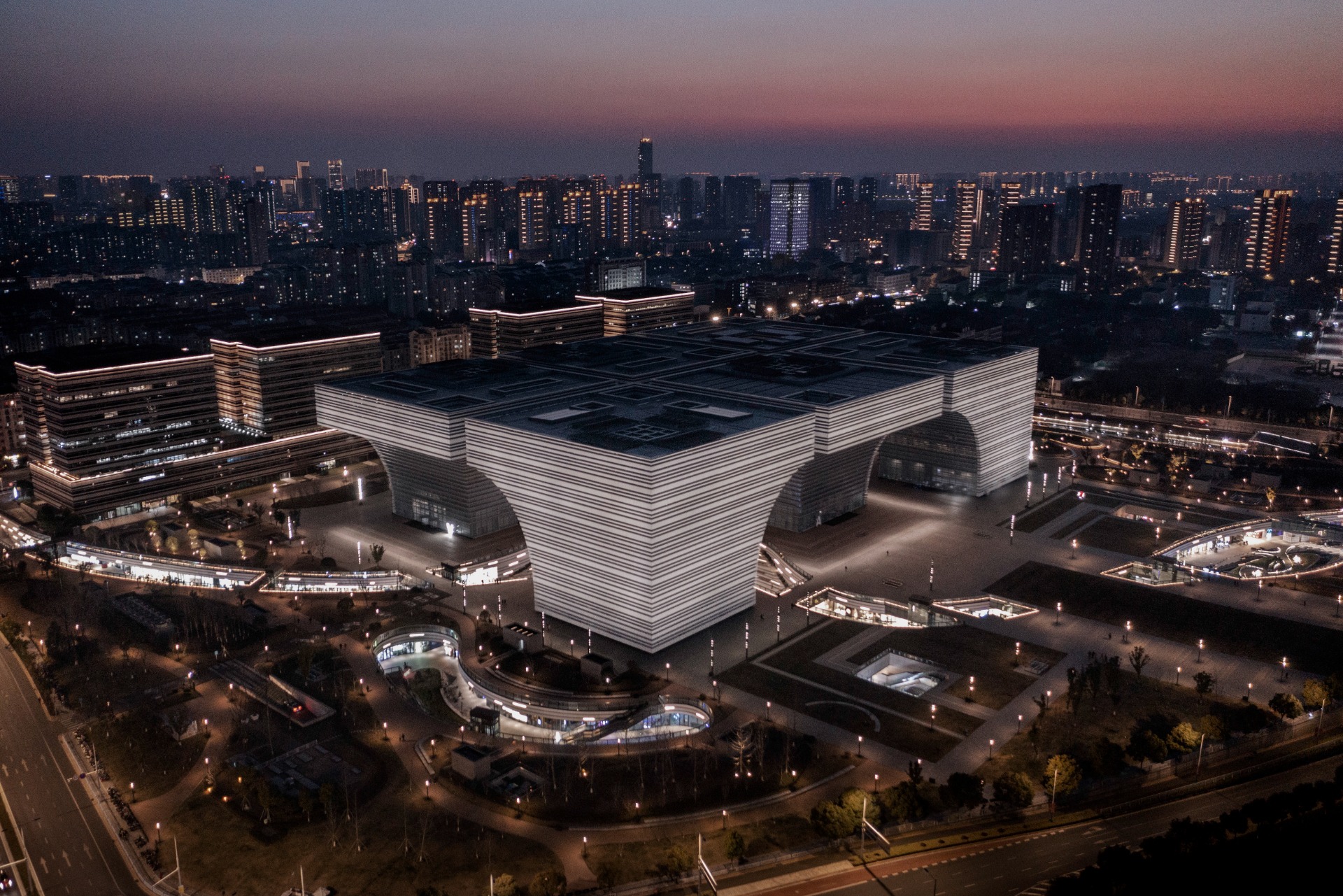 文化广场1_20240731_17223981535339310