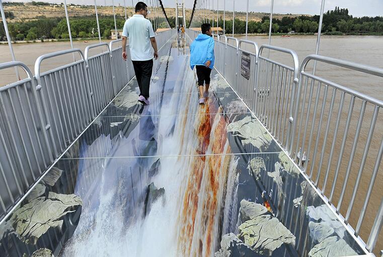 为黄河大桥景区画的惊险3D画