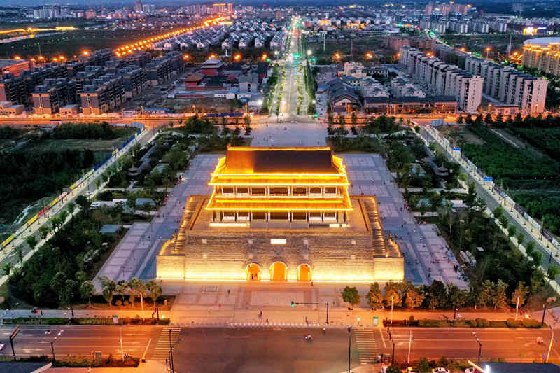 钟楼夜色1-作者-马利-13855068829