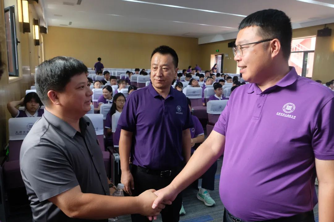 筑梦华大 启航新征程丨华大高中举行2024-2025第一学期开学典礼