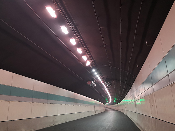 周家嘴路隧道