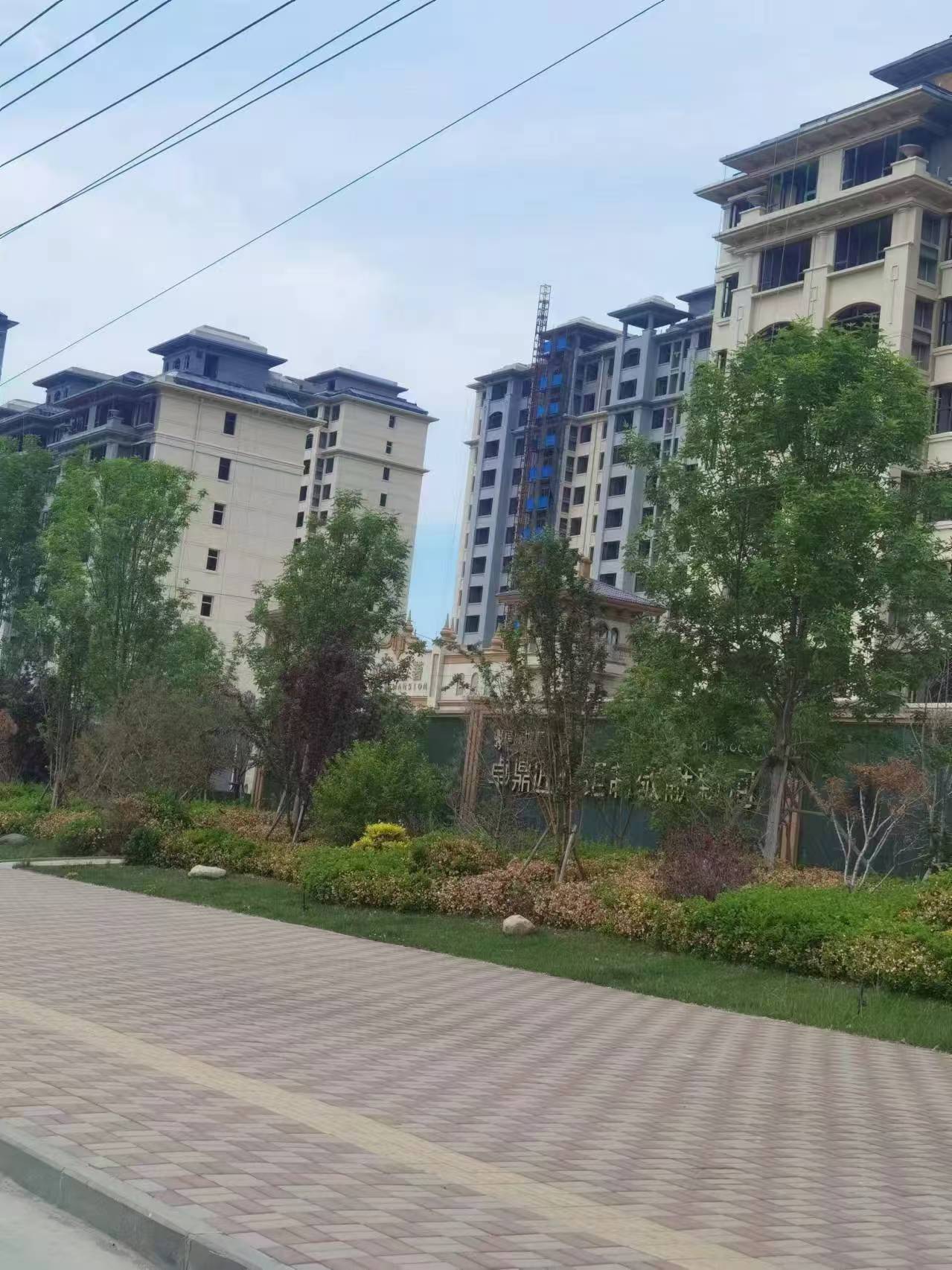 邢台市清河县拉菲公馆真石漆+水包砂项目
