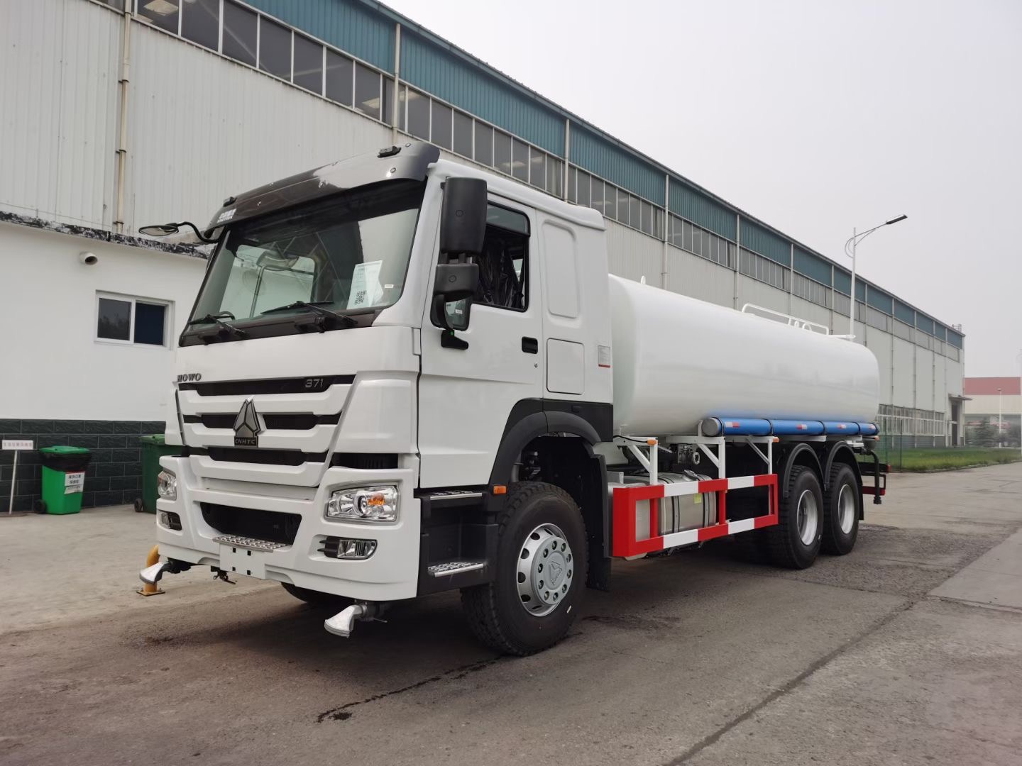 SINOTRUK Water Truck