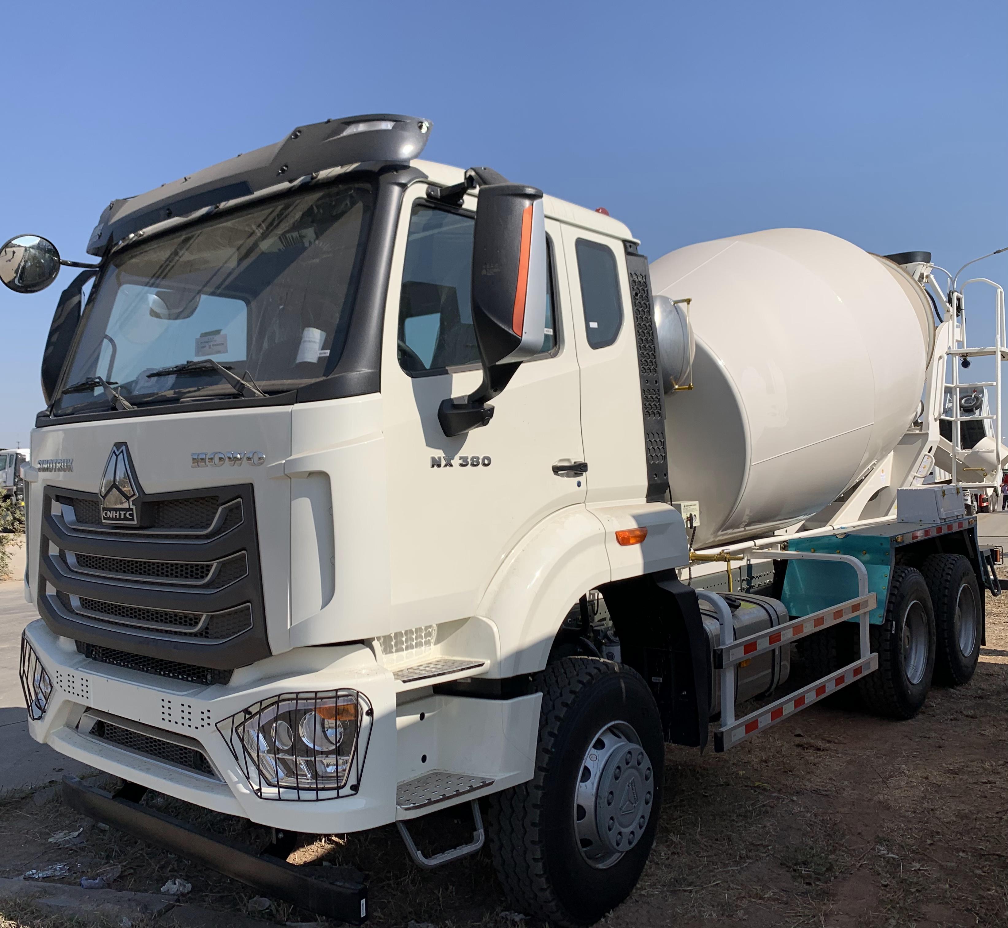 SINOTRUK HOWO 6X4 Concrete Mixer Truck