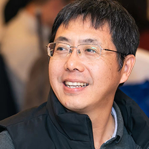 General Manager of Guangzhou Jinyuanming Technology Co., Ltd.; developed control systems for various equipment including SLM, SLA, SLS, DLP, etc.; associate professor of Guangdong Province Mechanical Technician College; member of Guangdong Province Additive Manufacturing Association; member of Guangzhou Software Association; person in charge of the company's equipment system development.