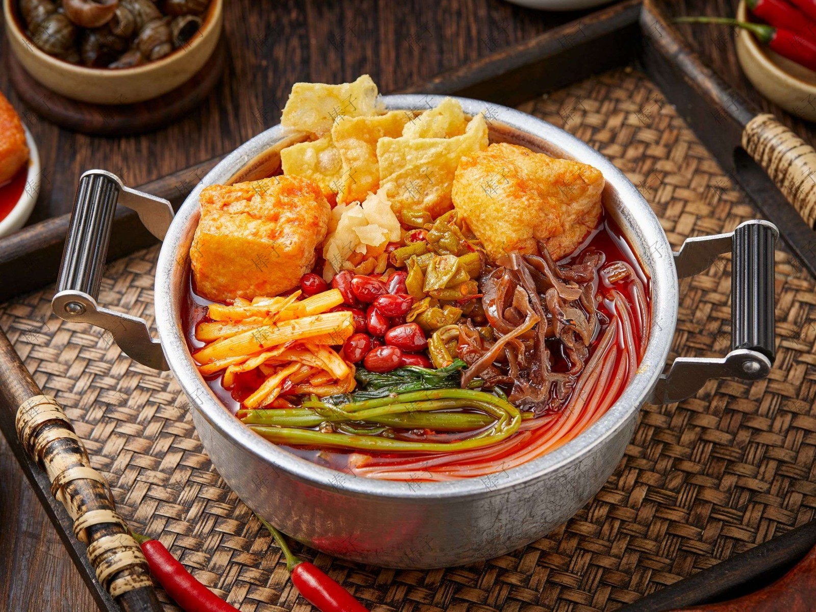 豆泡螺蛳粉