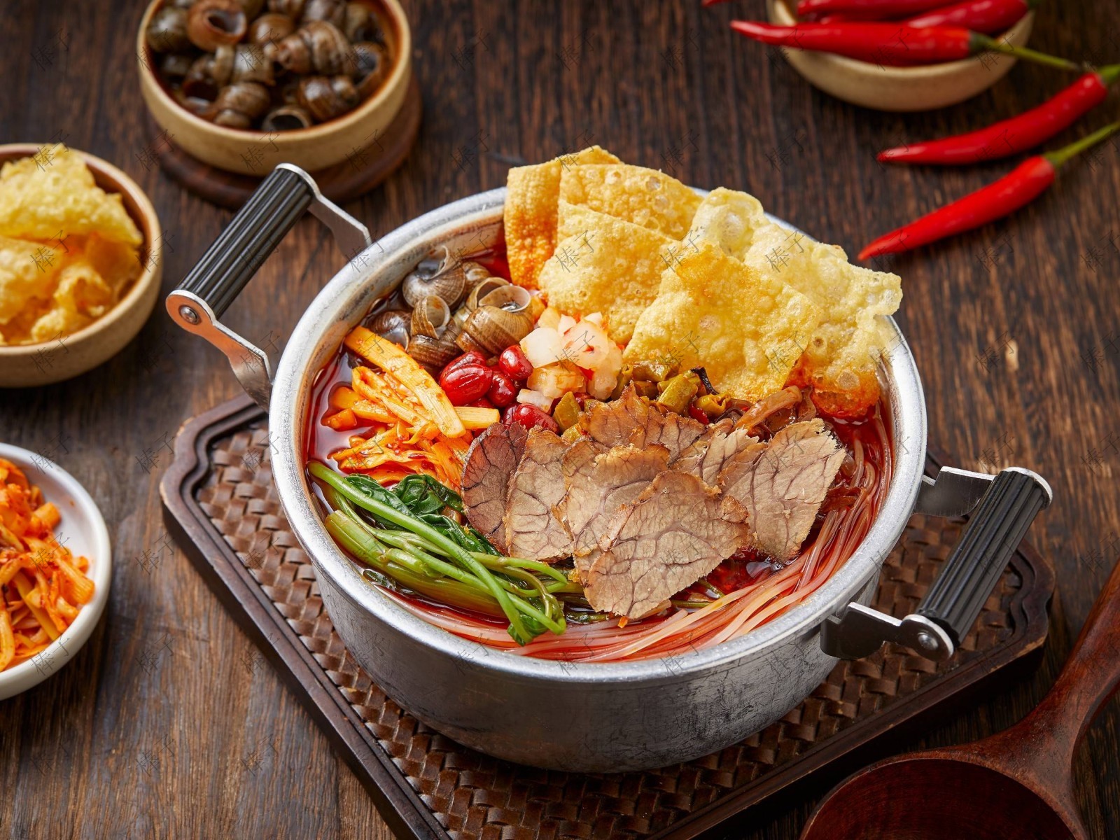 牛肉螺蛳粉