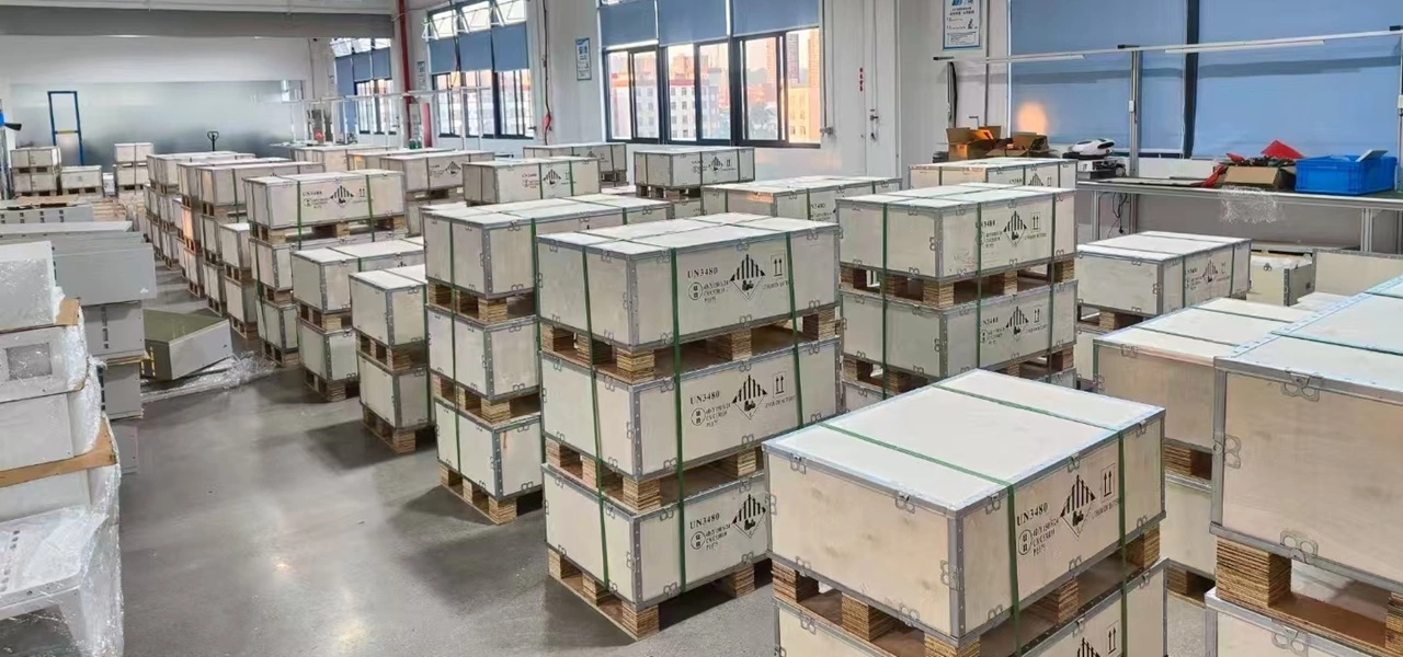 Lithium ion battery carton
