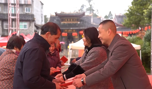 三月三归乡，周琦管业用爱点燃教育希望，传递尊老情