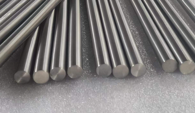 Zirconium rod