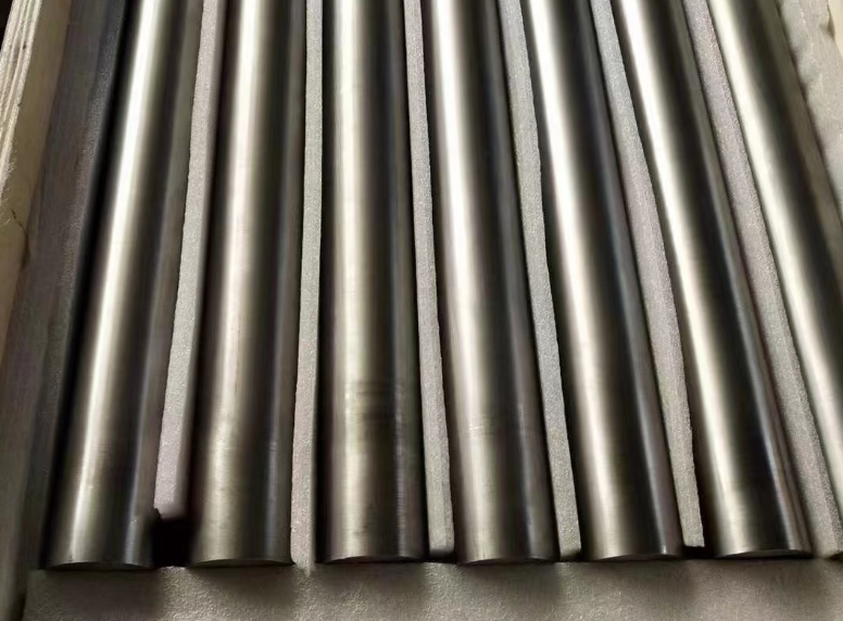 Zirconium rod