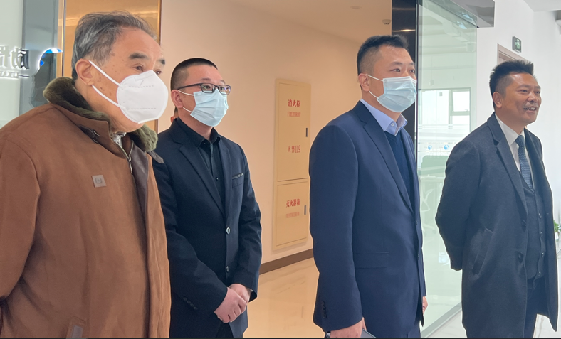 应急管理部专家顾问、特约研究员、全国灭火专家、上海消防局原副局长陈寒根调...