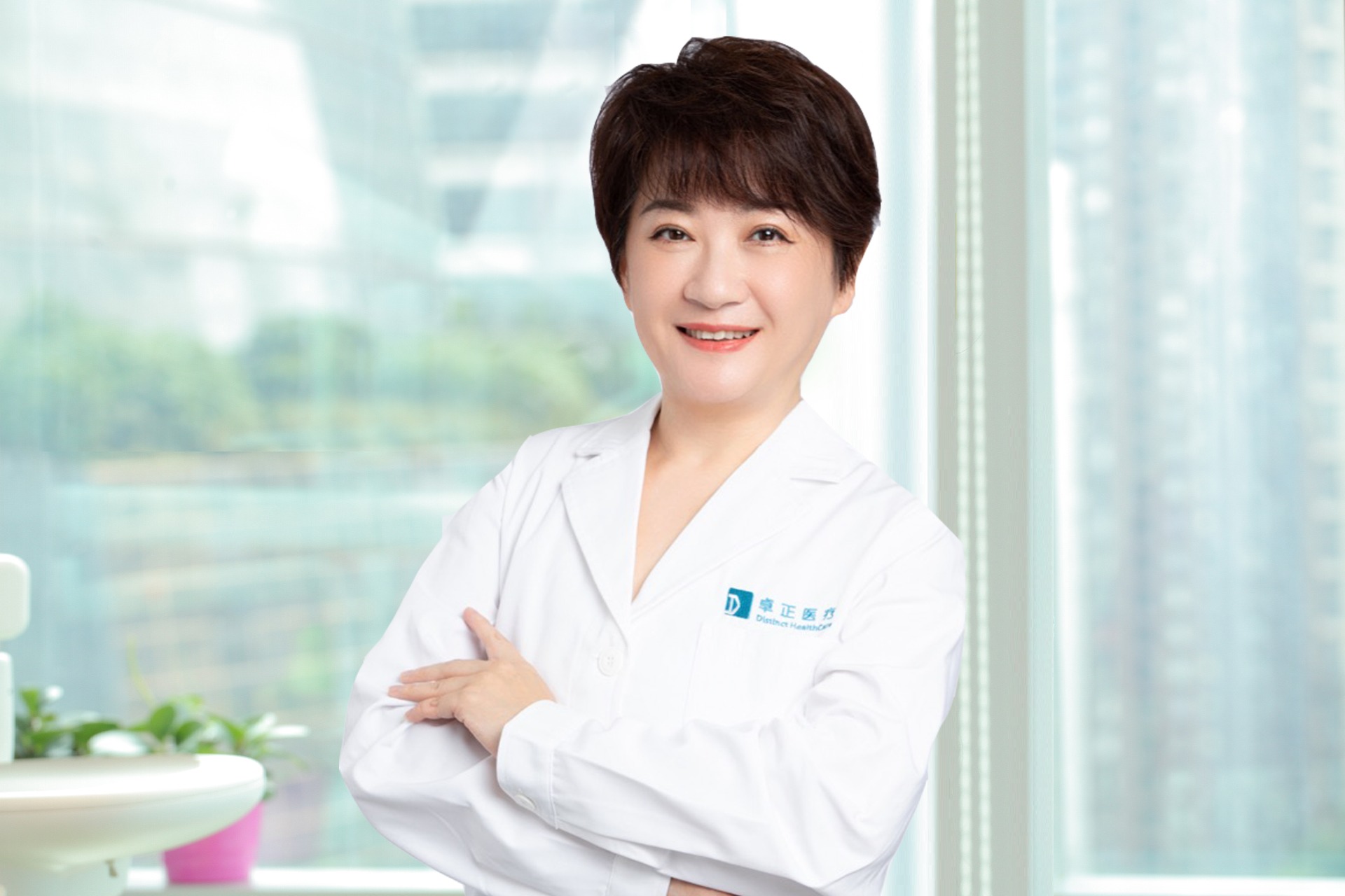 出诊城市：上海
眼科、视光学复旦大学上海医学院博士
原温州医科大学附属眼视光医院眼科医生
原上海市东方医院眼科医生专科、角膜及眼表疾病专科
儿童青少年近视防控 | 成人及儿童眼视光 | 干眼症（包括IPL治疗干眼） | 成人儿童常见及特殊眼病 | 手术治疗（包括屈光不正，圆锥角膜等）