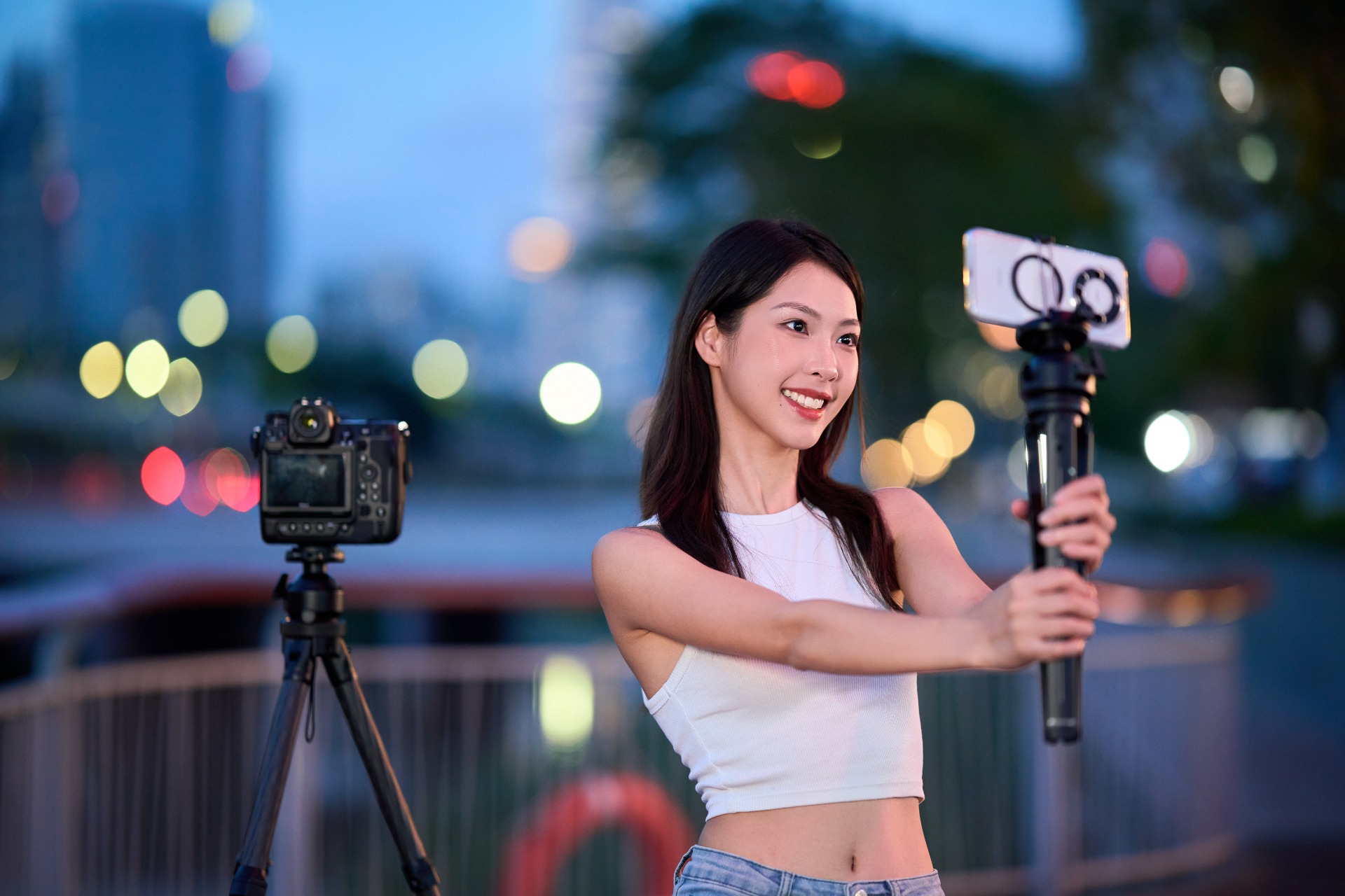 联系方式