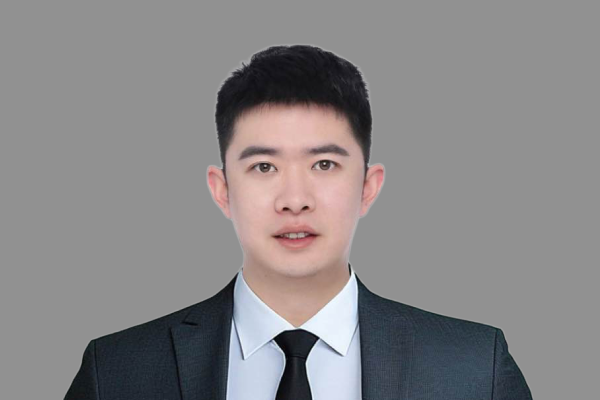 资深移民顾问
