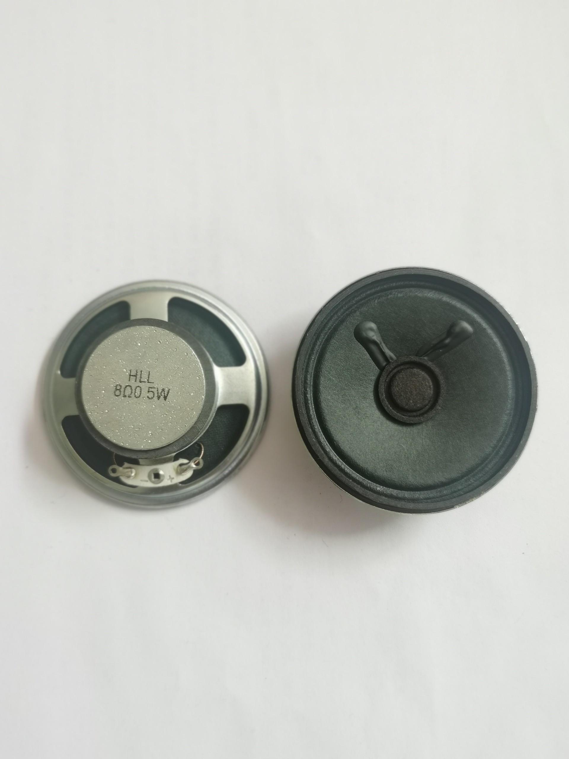 CQ-5717TF01   8Ω 0.5W