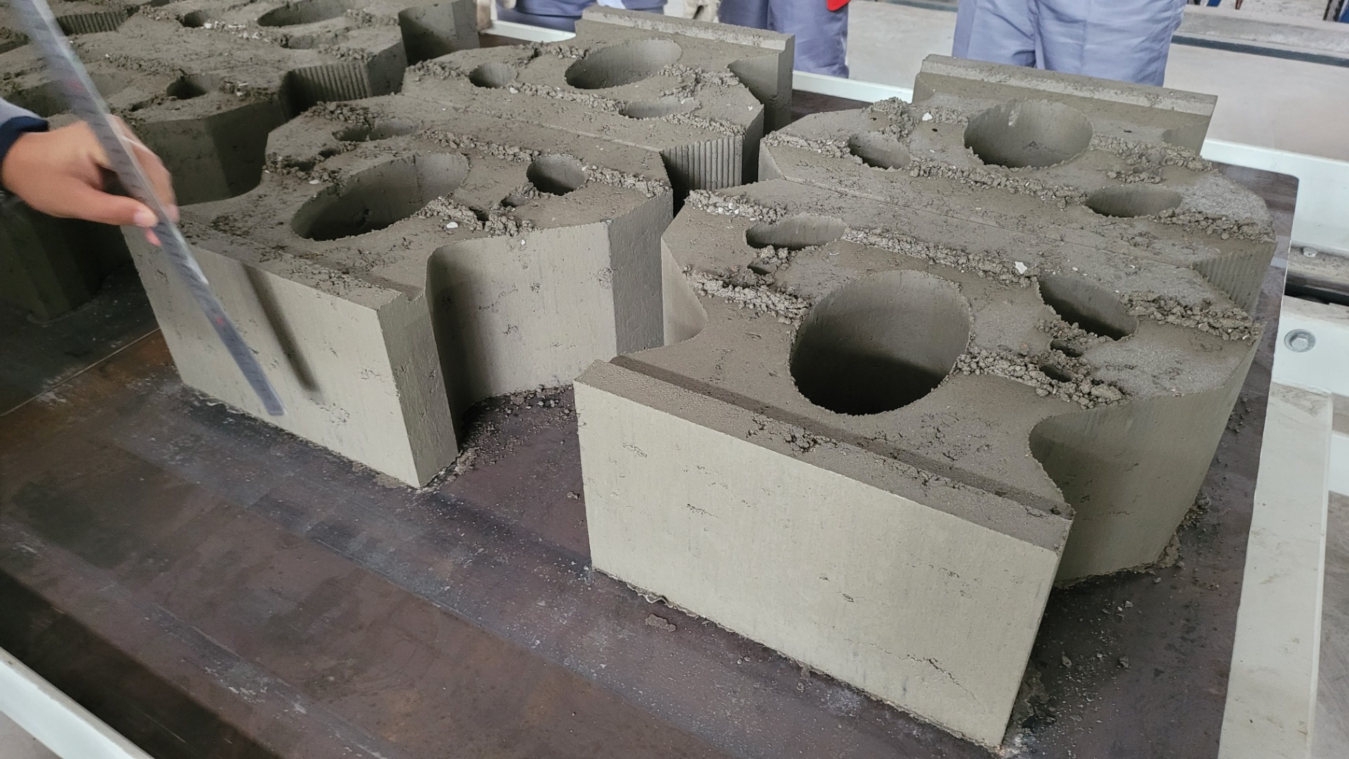 Different shapes can be grouted up and down