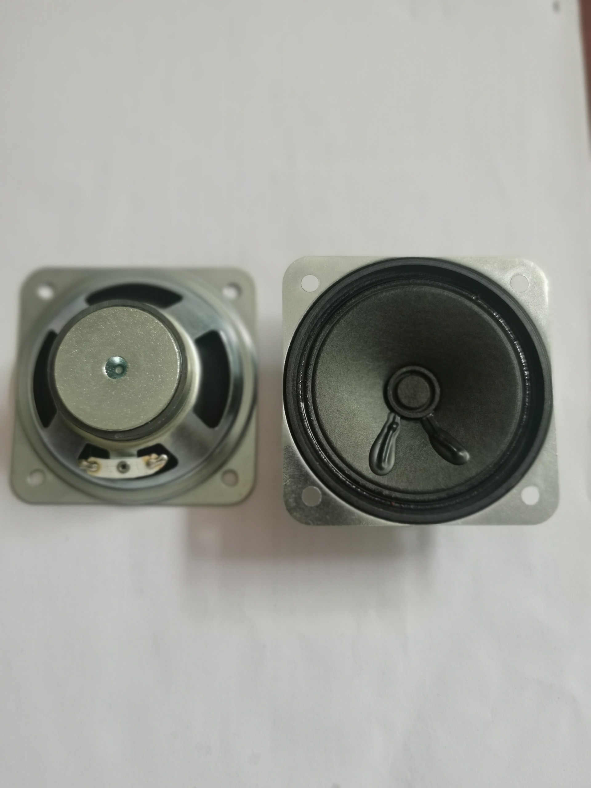 CQ-H7735FCP08R 8Ω5W