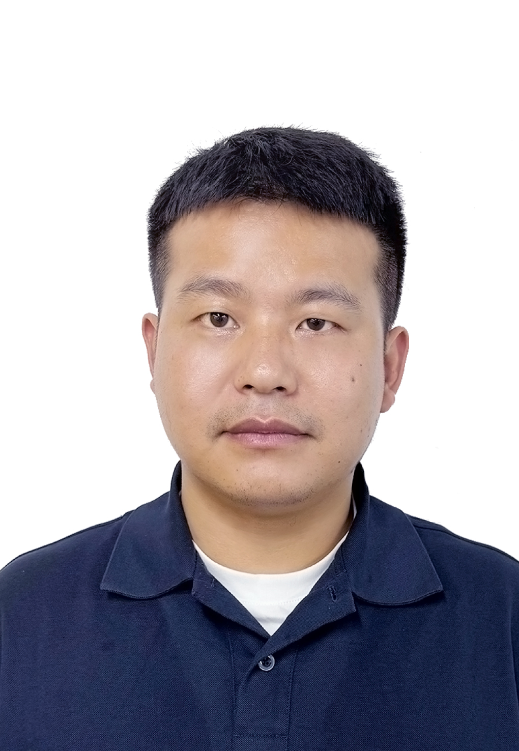 ▪ 计算机专家
▪ 中山大学计算机硕士
▪ 持有2项发明专利
▪ 精通从硬件到软件全端研发，
▪ 对多模态交互和智能体颇有建树
▪ 23年起带领研发团队在舵机、大模型应用、机器人整体开发方面快速取得突破