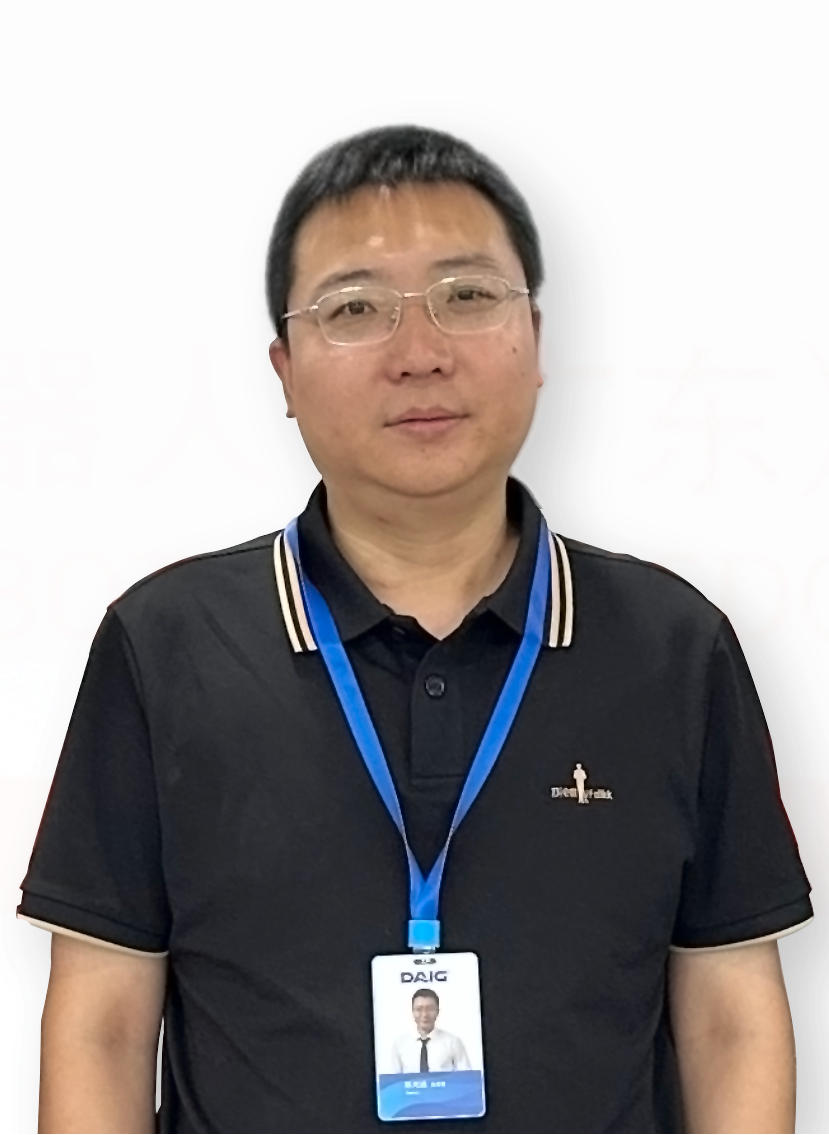 ▪ 企业管理专家
▪ 美国玛丽伍德大学管理学硕士
▪ 持有 6 项机器人发明专利
▪ 创立某专精特新企业，年销售额达2亿元
▪ 曾带领年销售额5.5亿元的互联网公司研发与销售团队，市场拓展与资源整合经验丰富