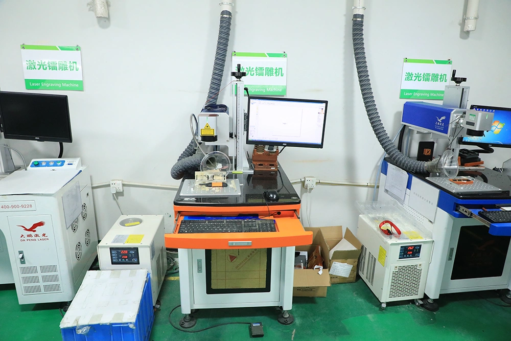 激光雕刻机