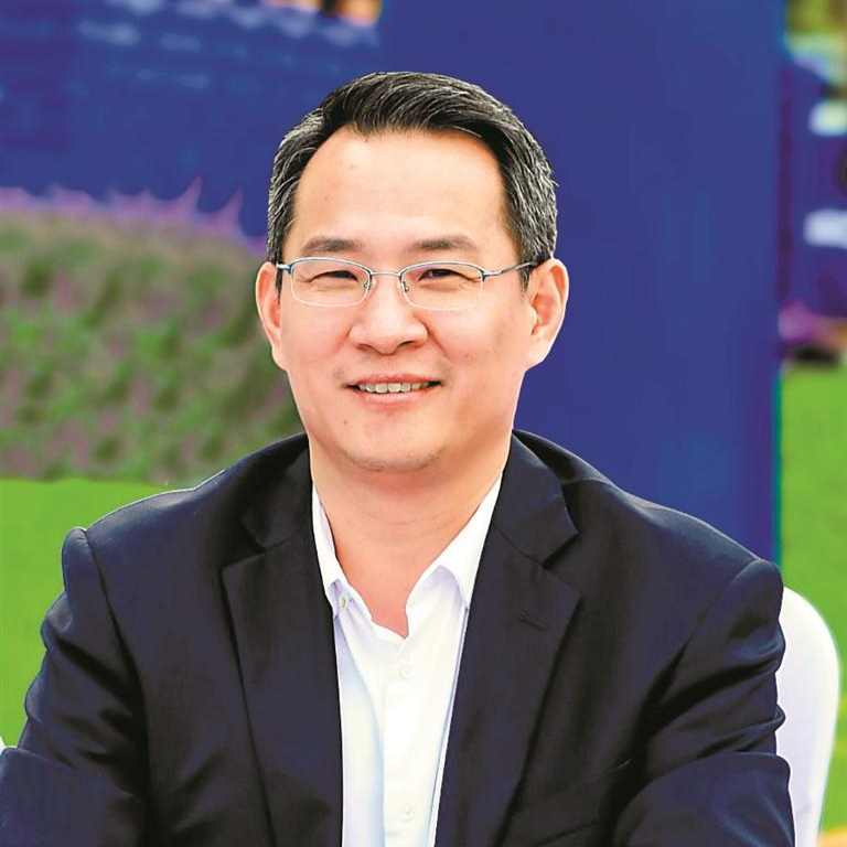 President and Principal Researcher, Shenzhen Smart City Technology Development Group Co., Ltd.