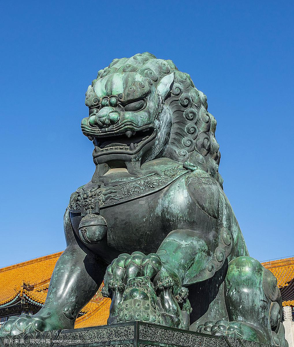 粤朝招标，是故宫门口
接待两万人次每天的石狮子，
威猛守护，
无惧风霜侵！