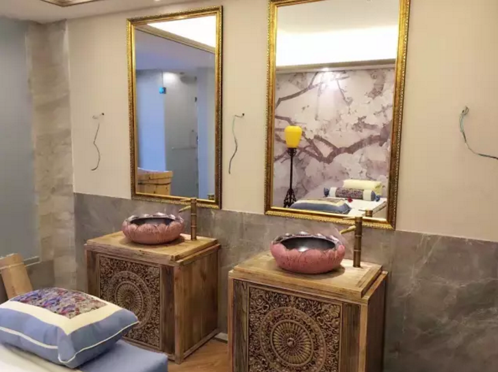 杭州专业足浴店装修设计,杭州高档足浴会所装潢装修,杭州足疗会所装修实景图,杭州大型足浴店多样化设计装修案例,杭州足浴店背景装饰装修效果,杭州可靠足浴店装修设计公司