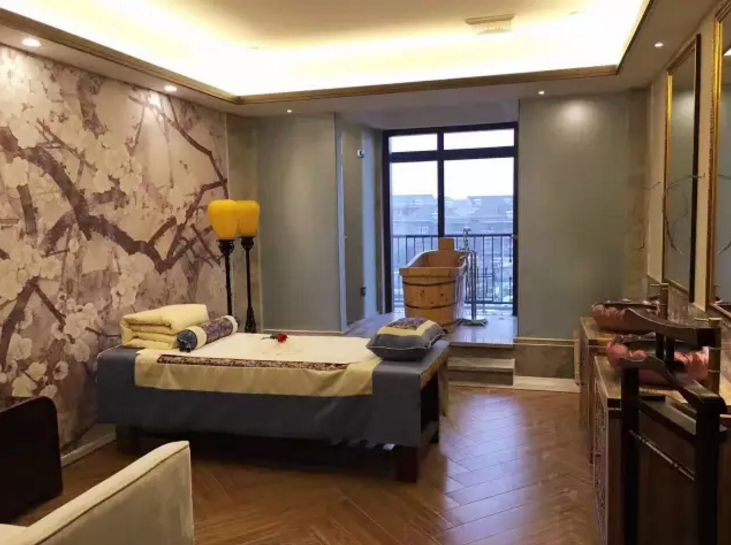 杭州专业足浴店装修设计,杭州高档足浴会所装潢装修,杭州足疗会所装修实景图,杭州大型足浴店多样化设计装修案例,杭州足浴店背景装饰装修效果,杭州可靠足浴店装修设计公司