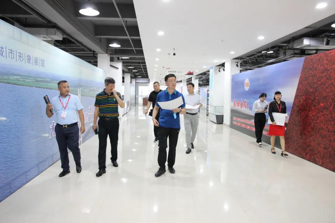 黑龙江省鸡西市鸡冠区领导莅临中亚硅谷产业基地参观考察
