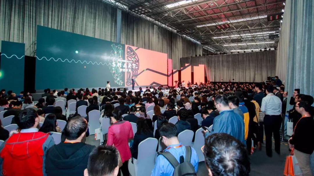 承接各类会议会展活动,预约有惊喜!